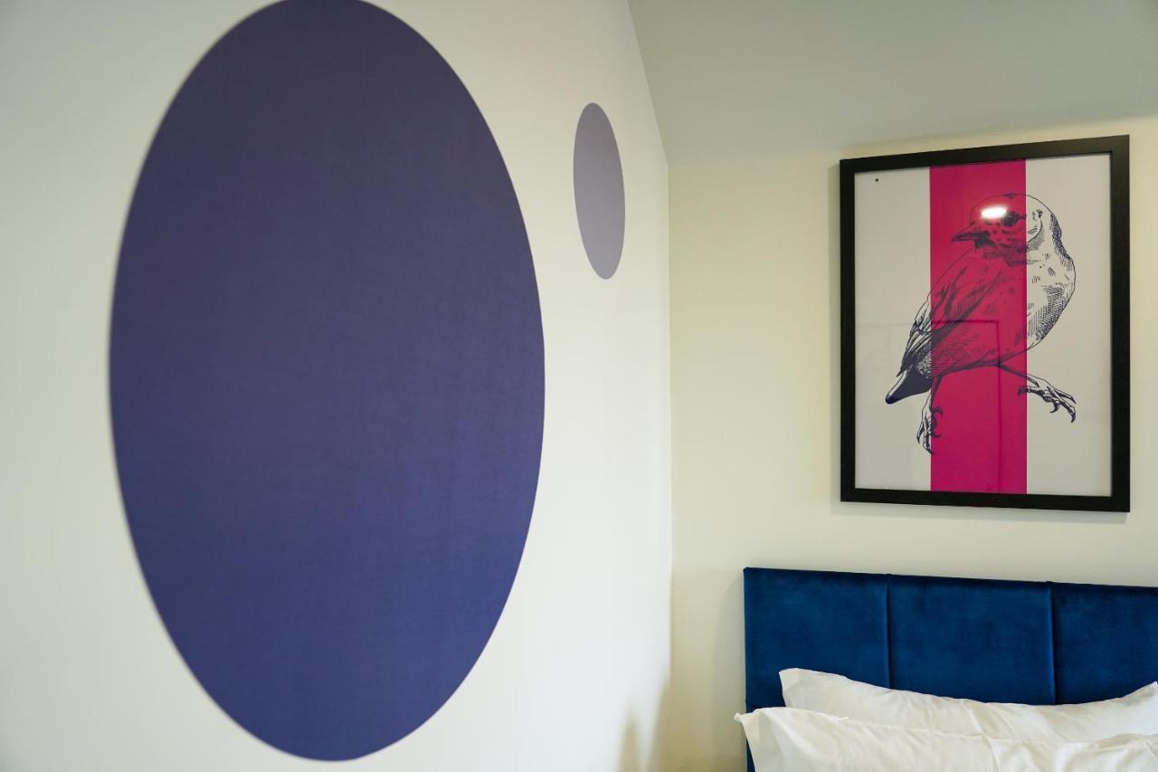 Platform Bedford Apartment Luaran gambar