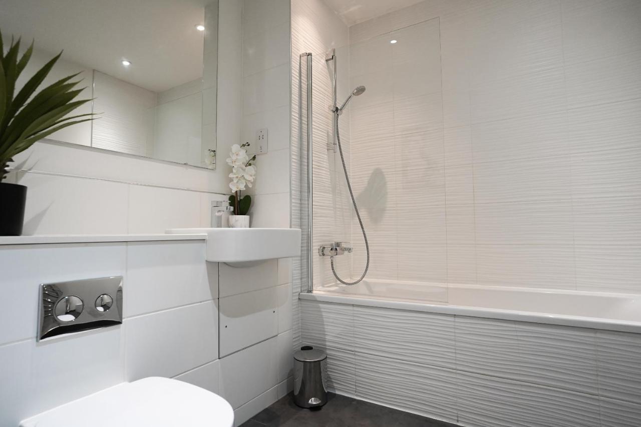 Platform Bedford Apartment Luaran gambar